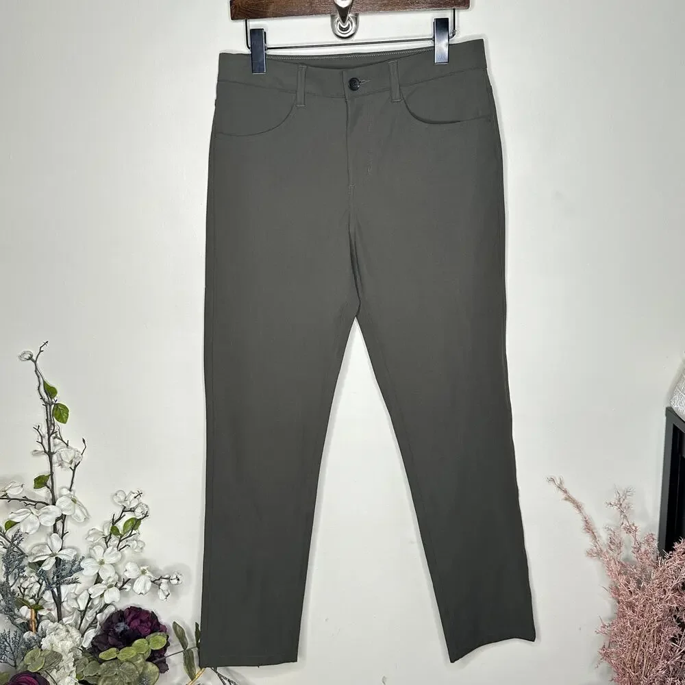 VUORI Meta Pant Athletic Slim Fit Dark Oregano Green Sz 30 x 30 $138 {T34}